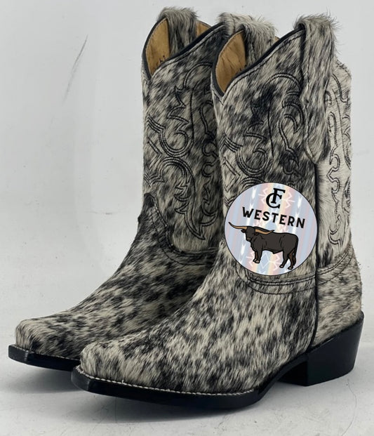 Girls Cowhide Boots (READ FULL DESCRIPTION)